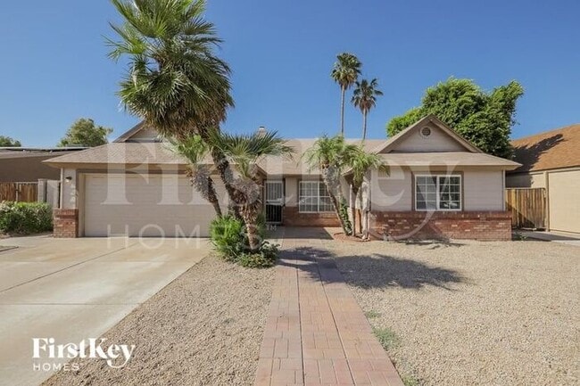 property at 4932 W Wescott Dr