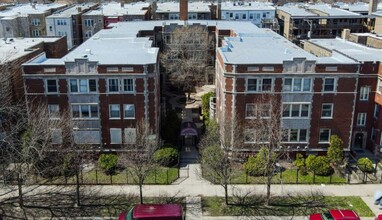 Philips Court in Chicago, IL - Building Photo - Primary Photo