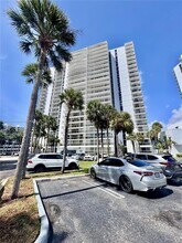 3731 N Country Club Dr, Unit 229 in Aventura, FL - Building Photo - Building Photo