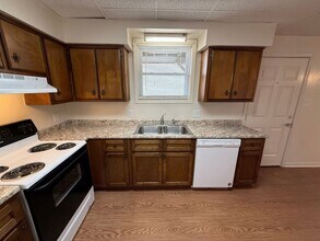 3607 Lark Cir in Louisville, TN - Building Photo - Building Photo