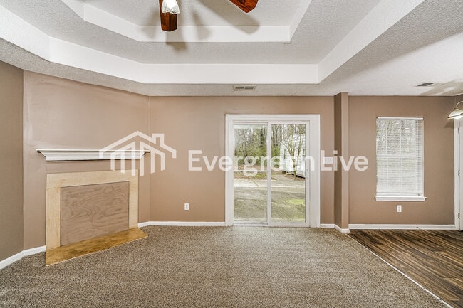 2027 Townhouse Ln in Hueytown, AL - Building Photo - Building Photo