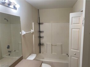 4542 24th St SW in Lehigh Acres, FL - Building Photo - Building Photo