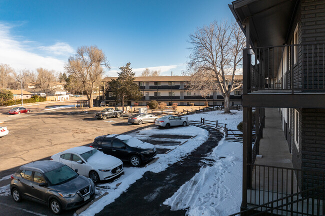 Westwind Apartments in Colorado Springs, CO - Foto de edificio - Building Photo