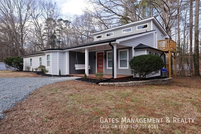 731 Latimer St in Hillsborough, NC - Building Photo - Building Photo