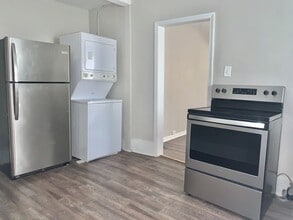 2402 Everett Ave in Raleigh, NC - Building Photo - Building Photo