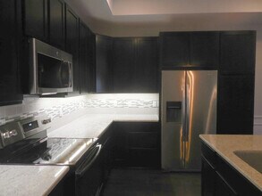 5657 Arbor Chase Dr in Ann Arbor, MI - Building Photo - Building Photo