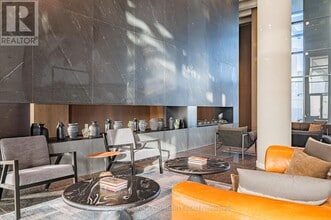 8 Interchange Wy in Vaughan, ON - Building Photo - Building Photo