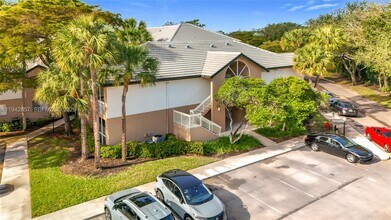 9877 Westview Dr in Coral Springs, FL - Building Photo - Building Photo