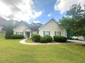 2743 Sam Calvin Dr in Dacula, GA - Building Photo