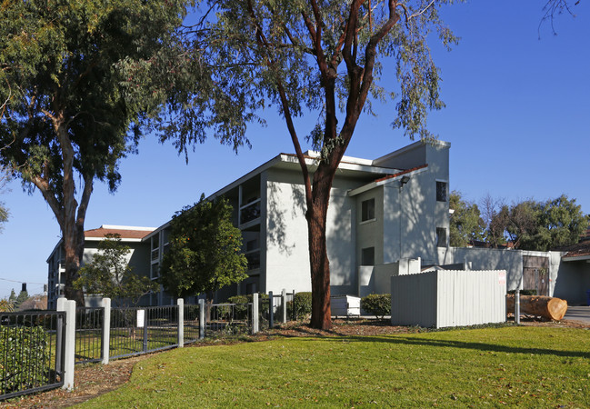 Villa De Guadalupe in San Jose, CA - Building Photo - Building Photo