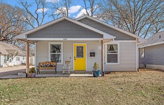 916 SW Warren Ave in Topeka, KS - Building Photo