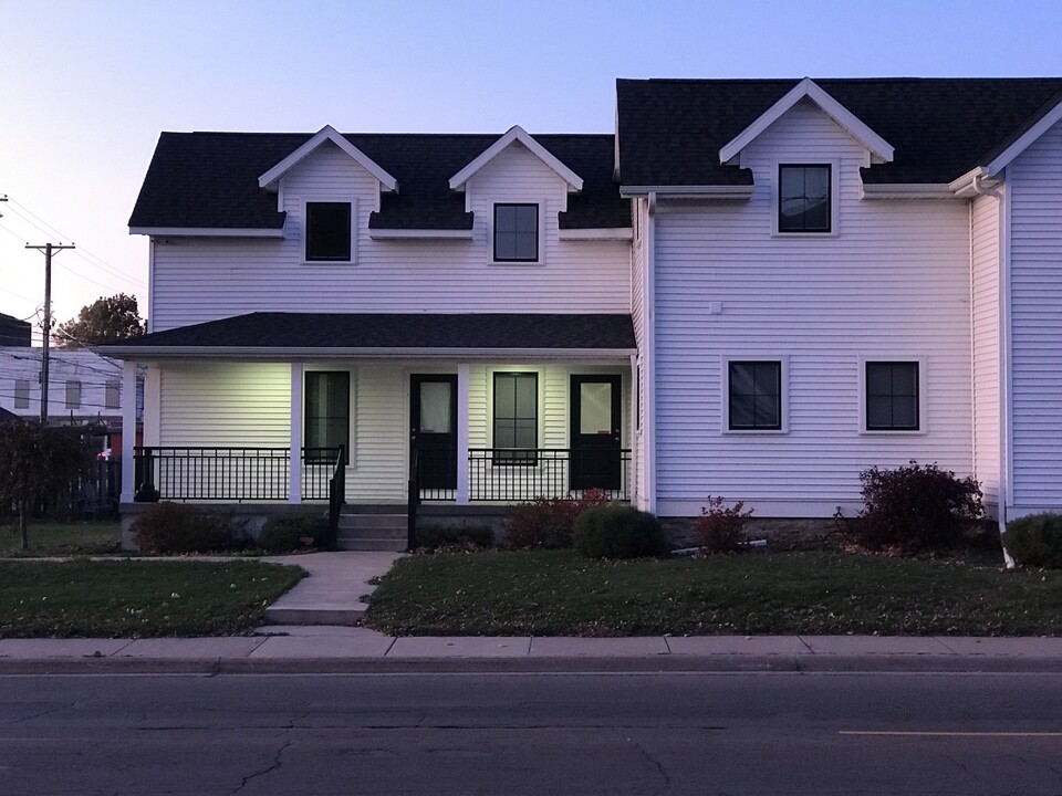 201 5th Ave in Sterling, IL - Building Photo