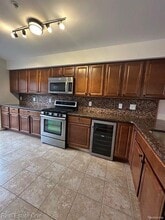 4240 Maple St in Dearborn, MI - Building Photo - Building Photo