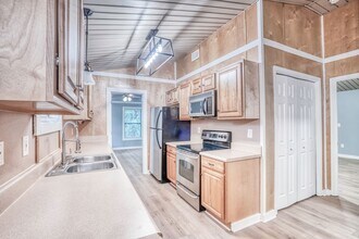 37 Caswell Branch Rd in Freeport, FL - Building Photo - Building Photo