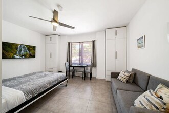 7300 Ocean Terrace in Miami Beach, FL - Building Photo - Building Photo