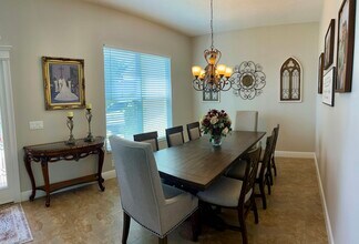 5124 Whispering Leaf Trail in Valrico, FL - Building Photo - Building Photo