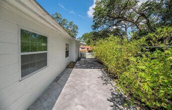 2127 26th Ave S in St. Petersburg, FL - Building Photo - Building Photo