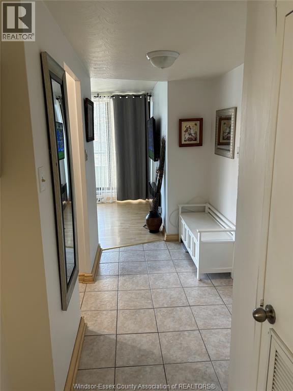 111 Riverside Dr E in Windsor, ON - Building Photo - Building Photo