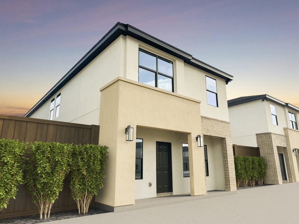 4900 Tyler Ave in McAllen, TX - Building Photo