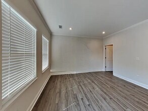 2643 Creekside Dr NW in Atlanta, GA - Building Photo - Building Photo