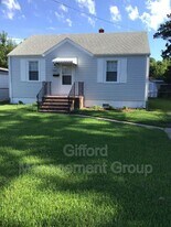 320 New St in Norfolk, VA - Building Photo