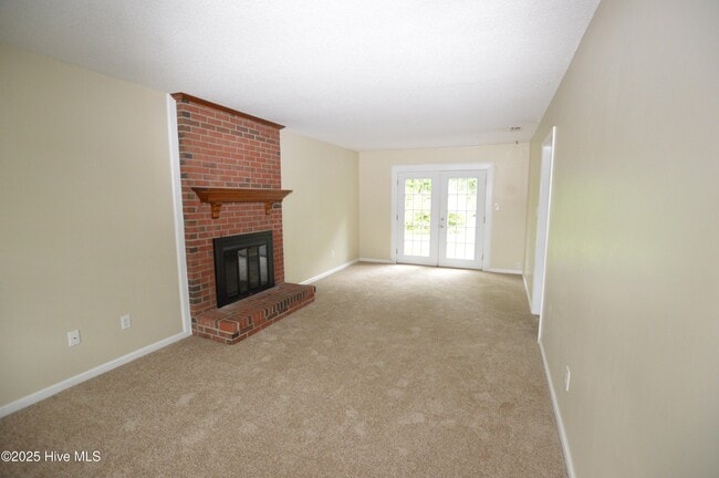 113 Old Post Ct in Jacksonville, NC - Building Photo - Building Photo