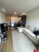 3204 N Clifton Ave in Chicago, IL - Building Photo - Building Photo