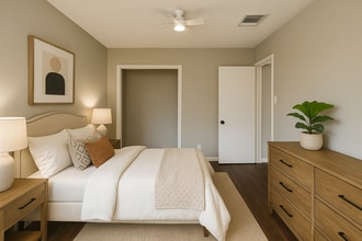 6101 Parkwood Dr in Austin, TX - Foto de edificio - Building Photo