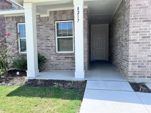 8217 Bufflehead Dr in Fort Worth, TX - Building Photo - Building Photo