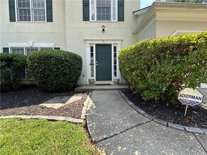 3960 Longlake Dr in Duluth, GA - Building Photo - Building Photo