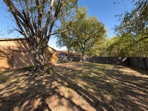 1233 Steinburg Ln in Fort Worth, TX - Building Photo - Building Photo