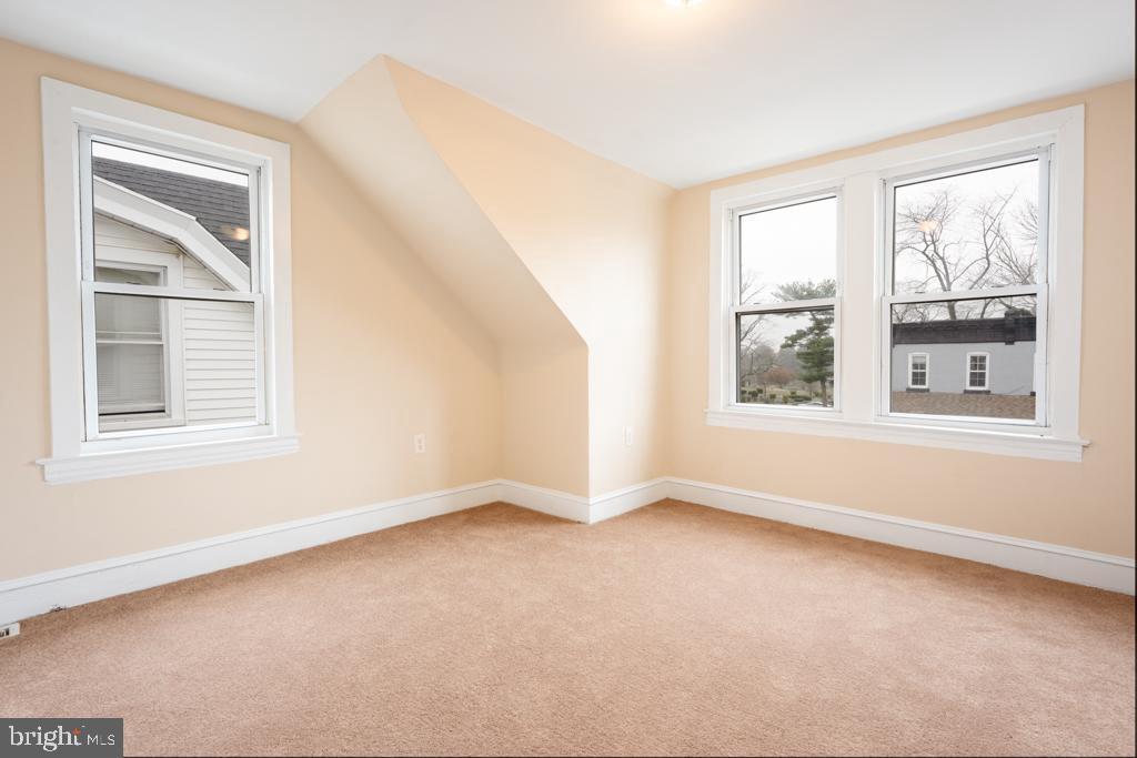 2013 Edgmont Ave in Chester, PA - Building Photo