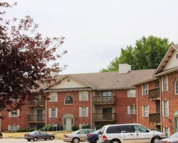 3411 NW Duncan Rd-Unit -06 in Blue Springs, MO - Building Photo