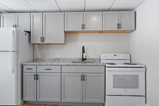 30 Ham St in Dover, NH - Building Photo - Building Photo