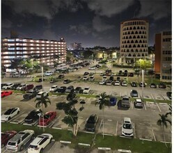 1780 NE 191st St, Unit 606-2 in North Miami Beach, FL - Building Photo - Building Photo