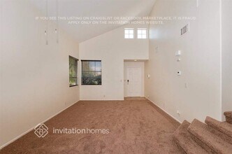 8117 Chevoit Ct in Las Vegas, NV - Building Photo - Building Photo