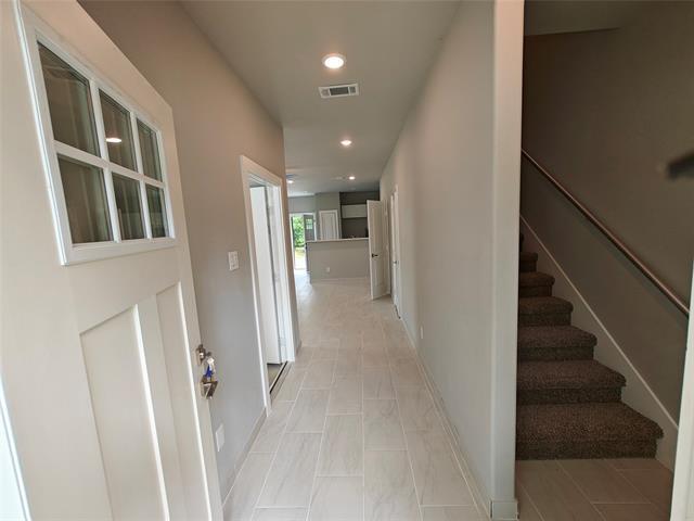503 W McFarland St in Bells, TX - Building Photo - Building Photo