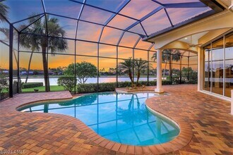 2046 Imperial Cir in Naples, FL - Building Photo - Building Photo