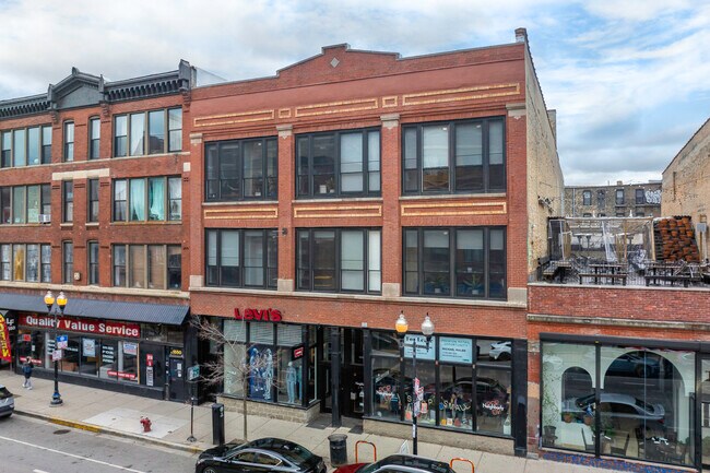 Wicker Park Apartments in Chicago, IL - Foto de edificio - Building Photo