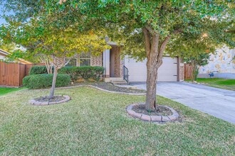 1003 Sunny Meadows Loop, Unit 3W in Georgetown, TX - Building Photo - Building Photo