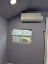 4181 NW 34th Way, Unit Cosy cottage in Fort Lauderdale, FL - Foto de edificio - Building Photo