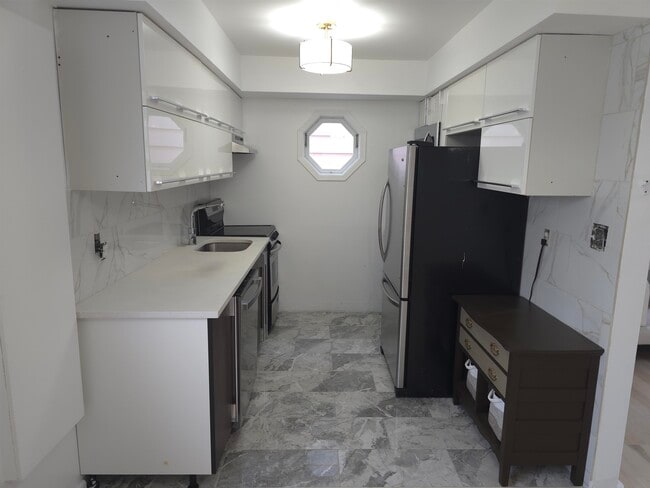 6715 Polk St in Guttenberg, NJ - Building Photo - Building Photo