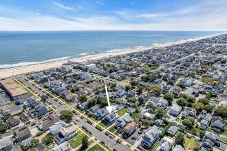 207 9th Ave in Belmar, NJ - Building Photo - Building Photo