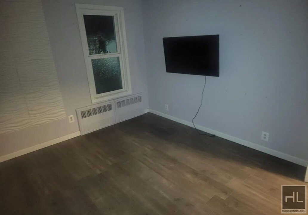 3877 Bedford Ave-Unit -2 in Brooklyn, NY - Building Photo