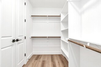 3613 Rosalie St, Unit B in Houston, TX - Foto de edificio - Building Photo