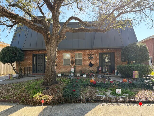 property at 228 Jewel St