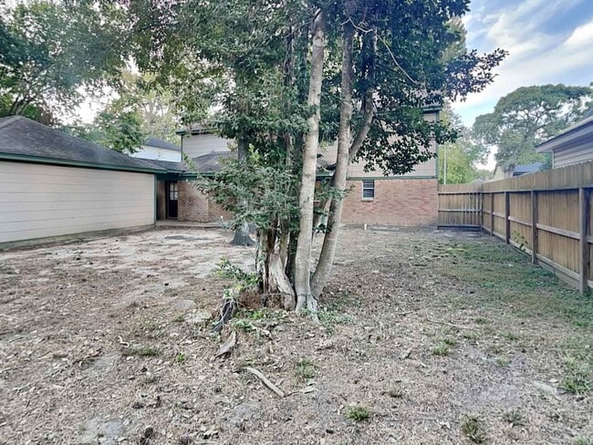 5702 Kiowa Timbers Dr