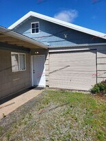 72 SW 8th St in Chehalis, WA - Building Photo