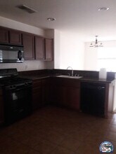 642 Brewer Rd in Imperial, CA - Building Photo - Building Photo
