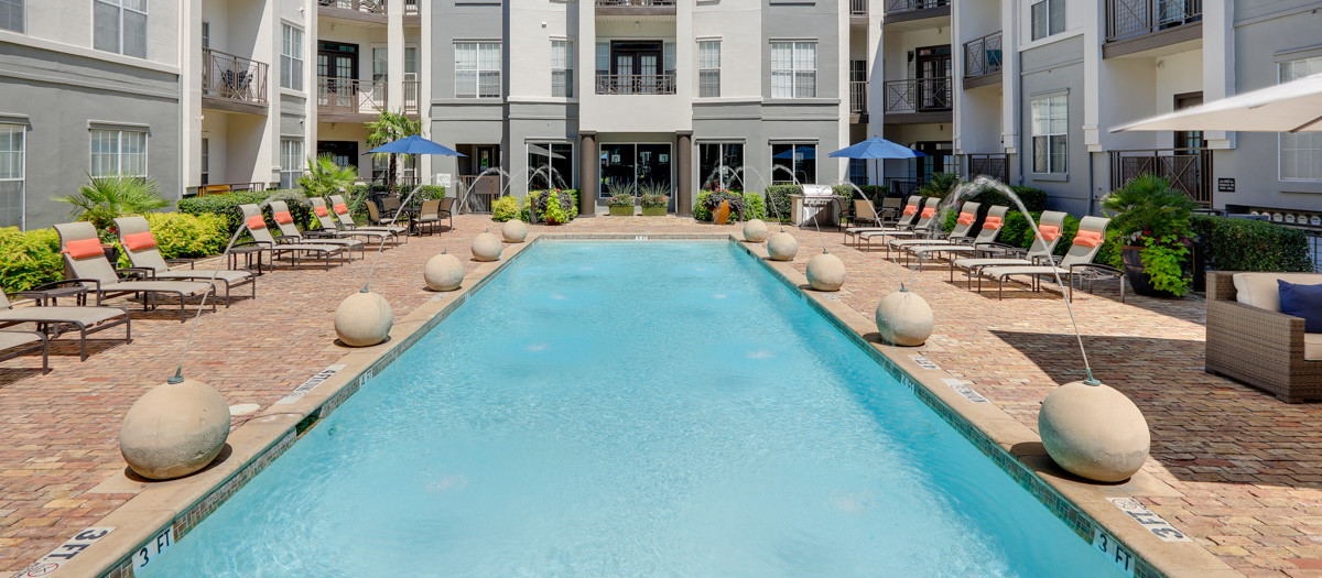 MAA McKinney Avenue II in Dallas, TX - Foto de edificio